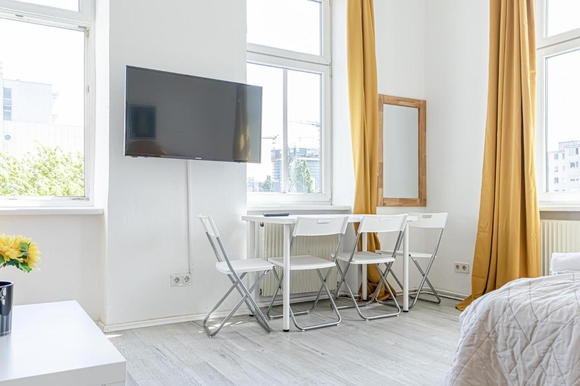 Comfy 3Br Shared Apartment - U6 Subway, Danube & Millenium City Vienna Exterior photo